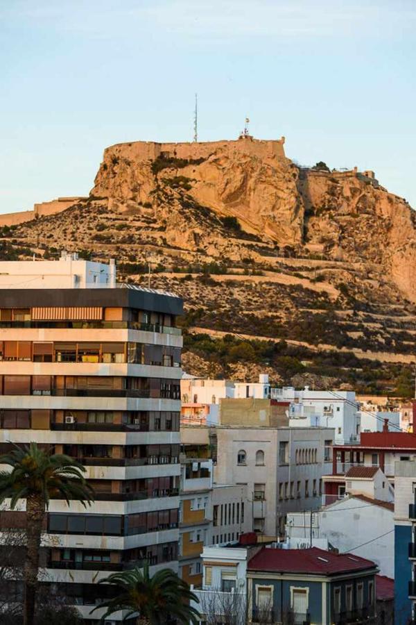 Apartamento Bguest Con Terraza Alicante Dış mekan fotoğraf